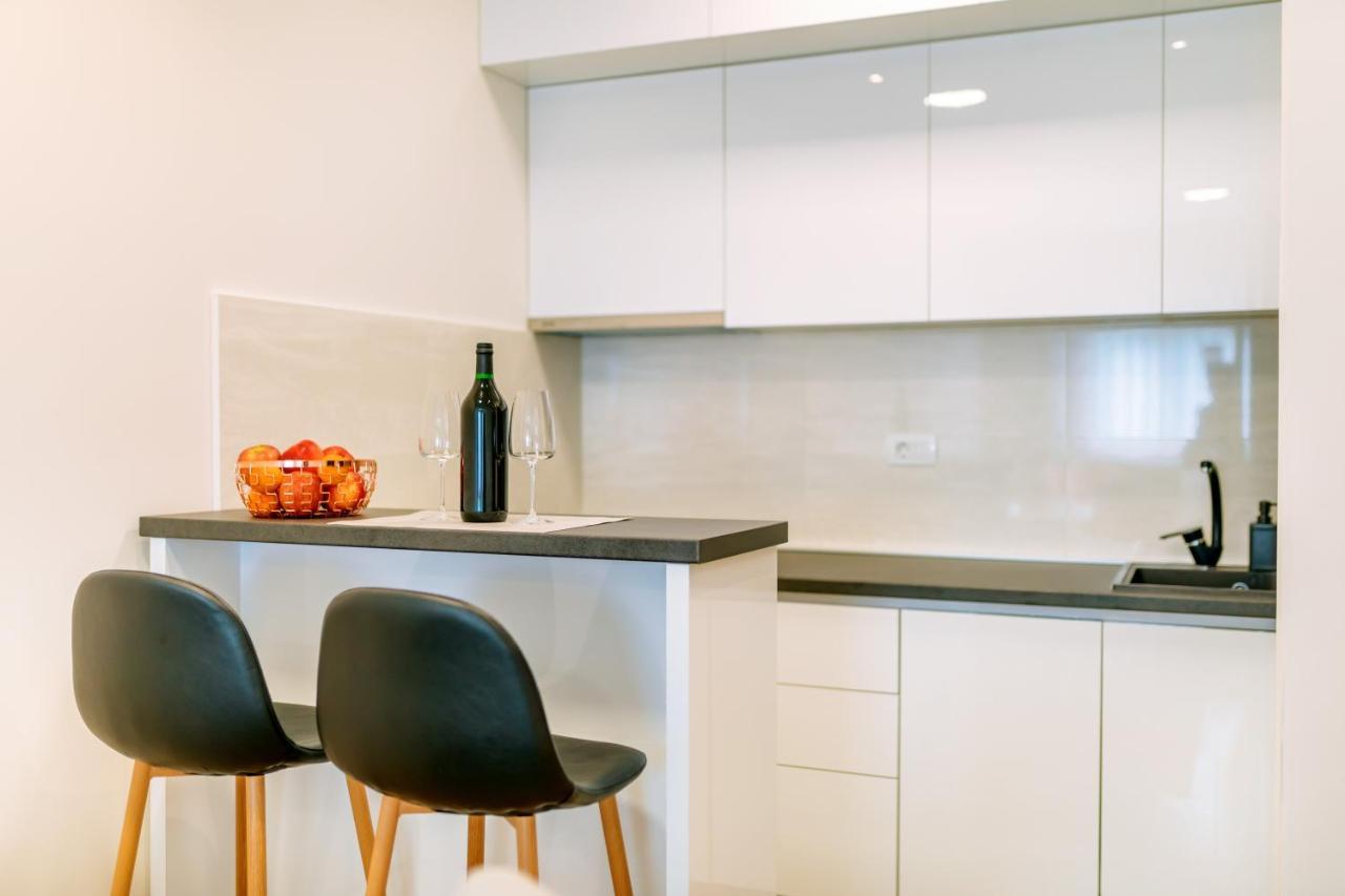 Eastside Apartment Бар Экстерьер фото