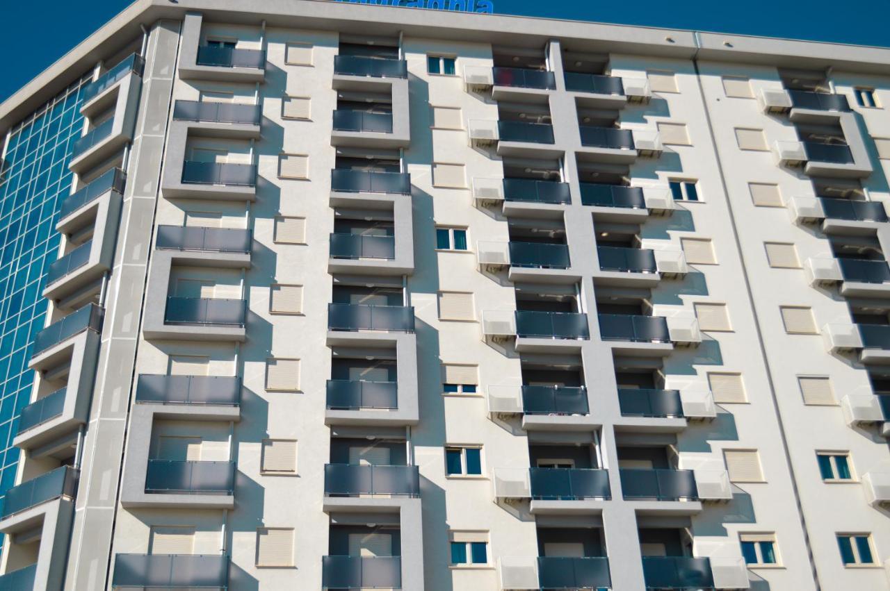 Eastside Apartment Бар Экстерьер фото