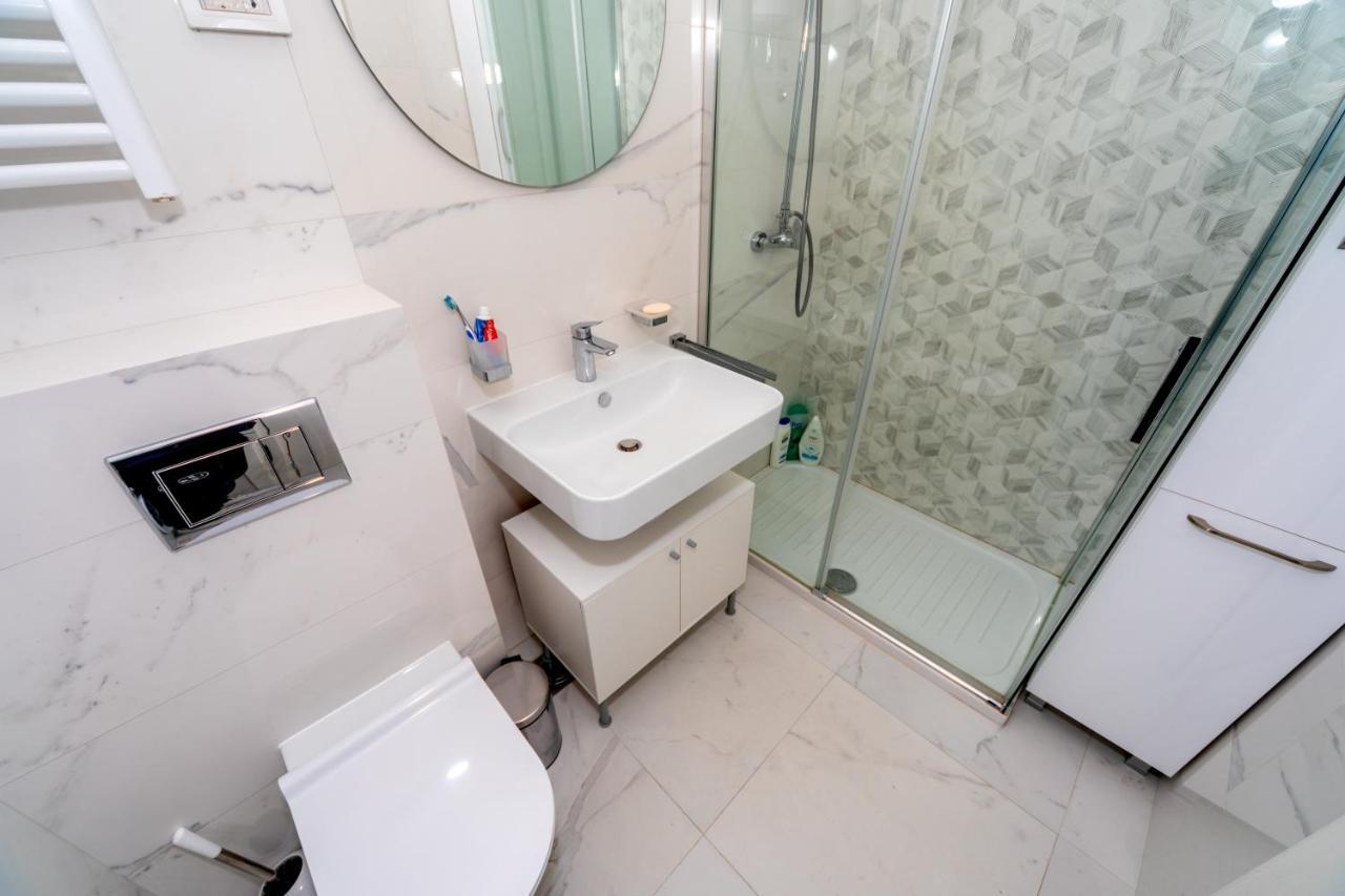 Eastside Apartment Бар Экстерьер фото